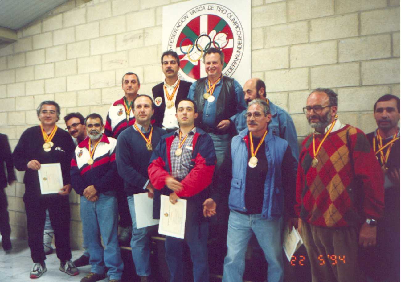 recuerdo-ce94.jpg (93101 bytes)